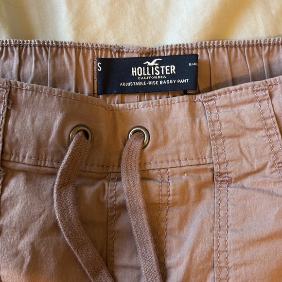 Hollister Cargo Pants - Picture 2 of 6